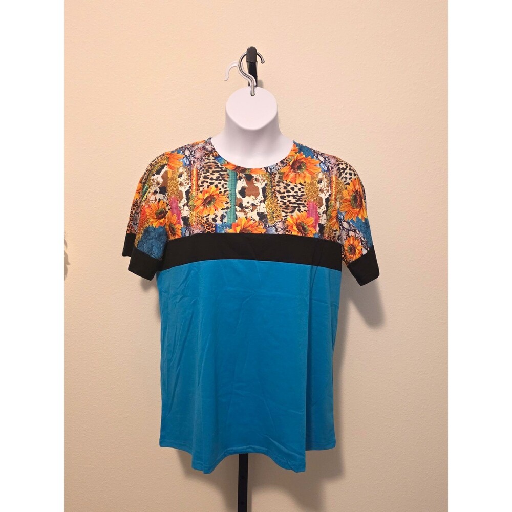 Southern Stitch women’s L blouse blue multicolor colorblock short sleeve